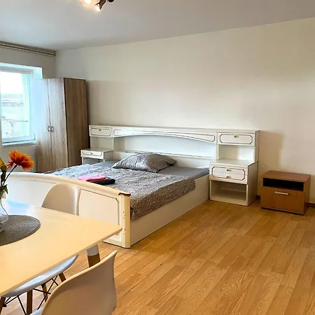 Na Venkove Cirkvice Apartment *